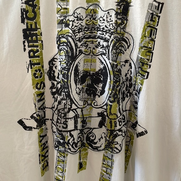 DKNY JEANS Men's T-Shirt, 100% Cotton Skull Tee, Short Sleeve Top Size XXL - Picture 3 of 5